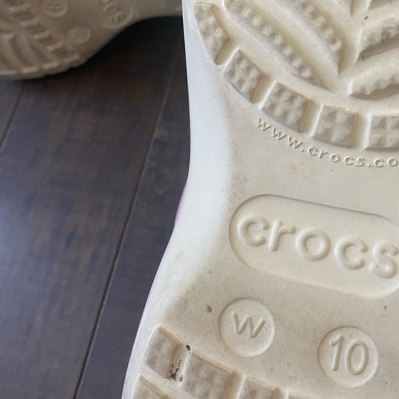 Crocs Classic Platform Ombre Clogs - Picture 12 of 13